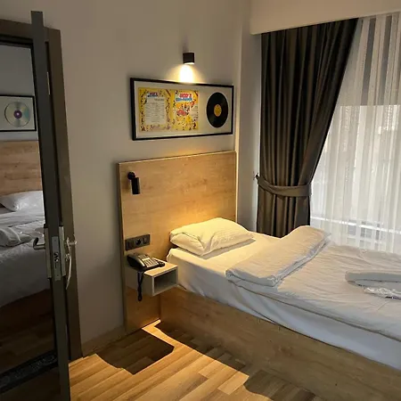 Meet Kadikoy 伊斯坦布尔