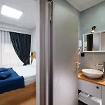 Meet Kadikoy Otel